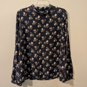 Pendleton Size Medium 100% Silk Floral Print Long Sleeve Women's Top